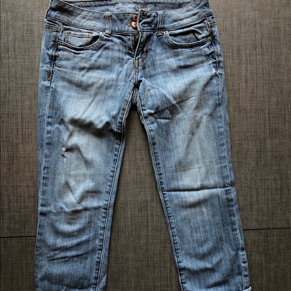 American Eagle jean capris, size 4.